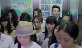 撩妹姐妹吃瓜,姐妹们一起吃瓜，解锁恋爱新姿势