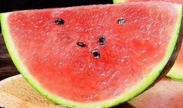 王姓艺人吃瓜,揭秘娱乐圈幕后真相