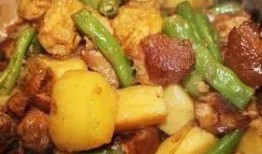 信阳老周炖菜吃瓜,一锅炖出人间烟火，一瓜品味岁月静好