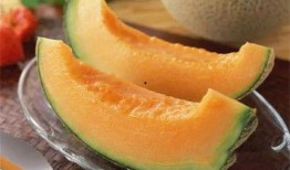 喝酒吃哈密瓜,哈密瓜佐酒的独特风味体验