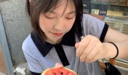 甜妹吃瓜头像,揭秘娱乐圈幕后风云