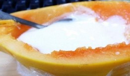 酸奶能和瓜一起吃吗,健康美味两不误