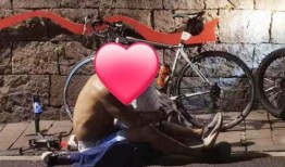 吃瓜全家围观视频