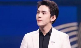 李佳琦吃瓜通稿,揭秘网红背后的真实生活