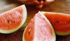 蒙头吃瓜,揭秘网络热点的幕后真相