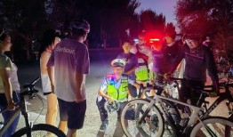 天津骑行大哥吃瓜事件,网络热议事件背后