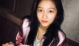 挑瓜吃瓜拍照图片大全,挑瓜吃瓜拍照瞬间，尽收眼底